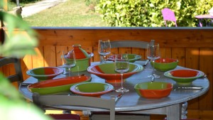 Service de table modèle Kerouan orange et vert